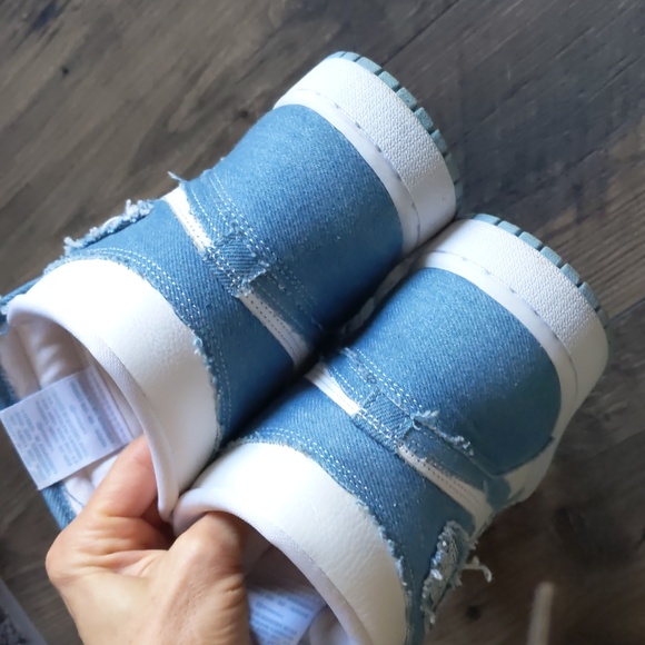 Nike Denim Blue and White High-Tops - Picture 12 of 12